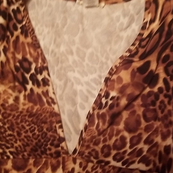 (3/$15) Cheetah Bodysuit - Picture 2 of 3